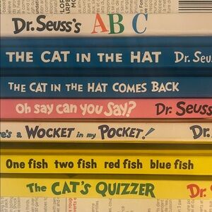 A Week With Dr. Seuss Cat,Fish and Wocket Seven Book Set - Blue, Red, Yellow